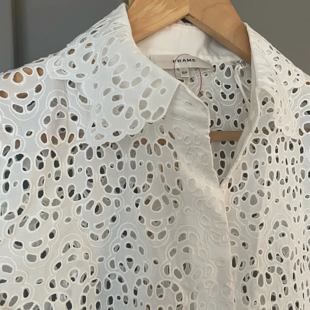 FRAME Eyelet Lace Short-Sleeve Button-Up Blouse – White, Size S NWOT - Picture 4 of 6
